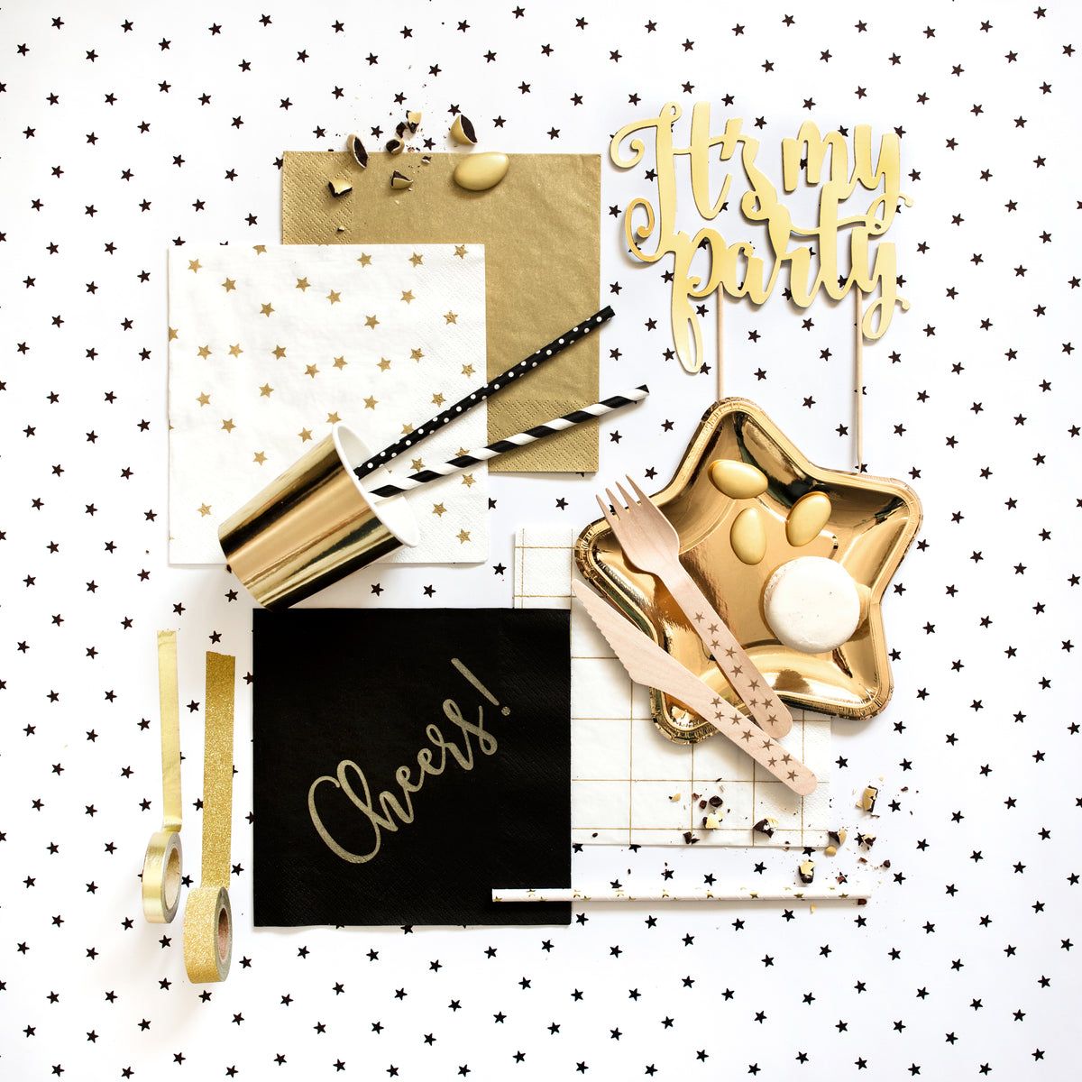 20 serviettes blanches avec étoiles dorées en papier