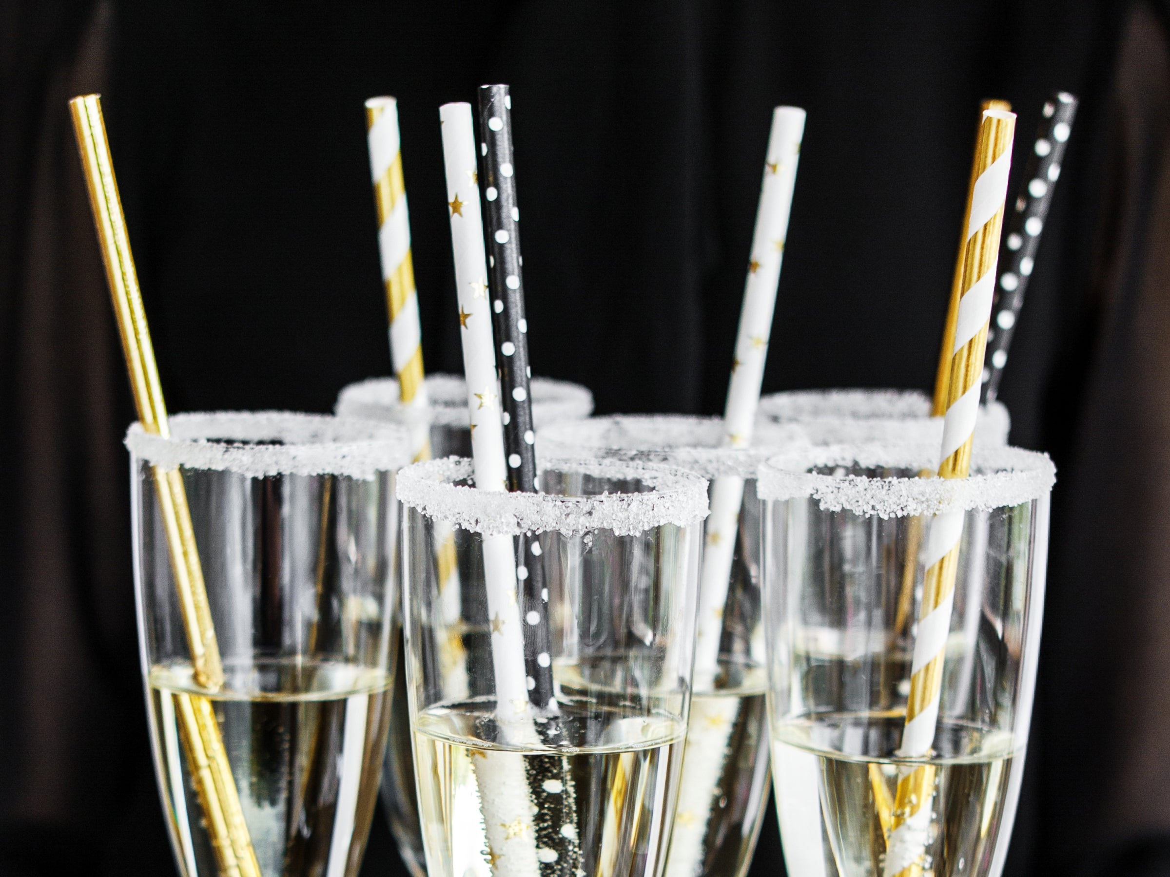 10 pailles blanches avec étoiles dorées en papier - Happy New Year Collection