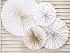4 rosaces en papier blancs