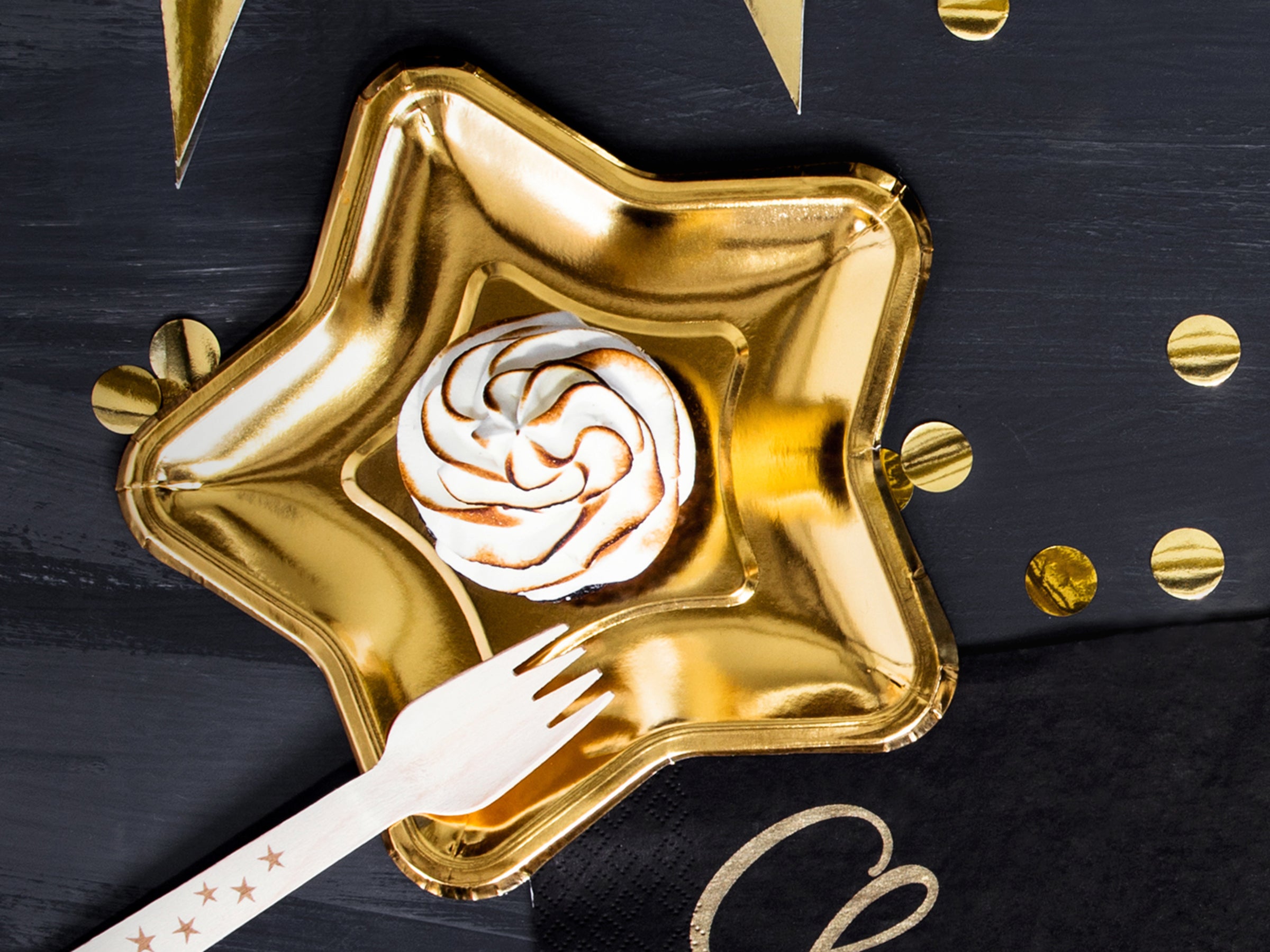 18 couverts avec étoiles dorées en bois - New Year’s Eve Collection