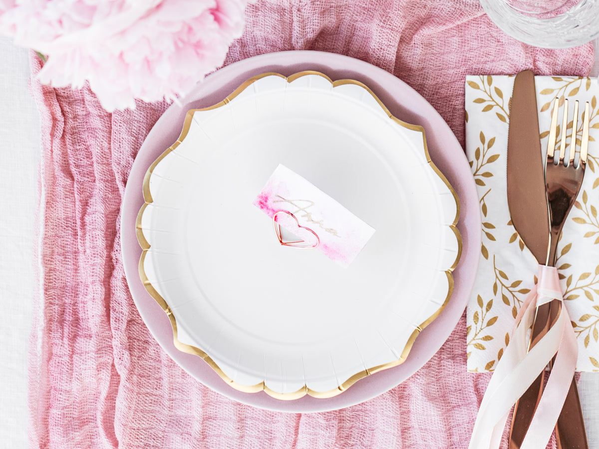 6 assiettes blanches bords dorés en carton - Wedding in rose colour