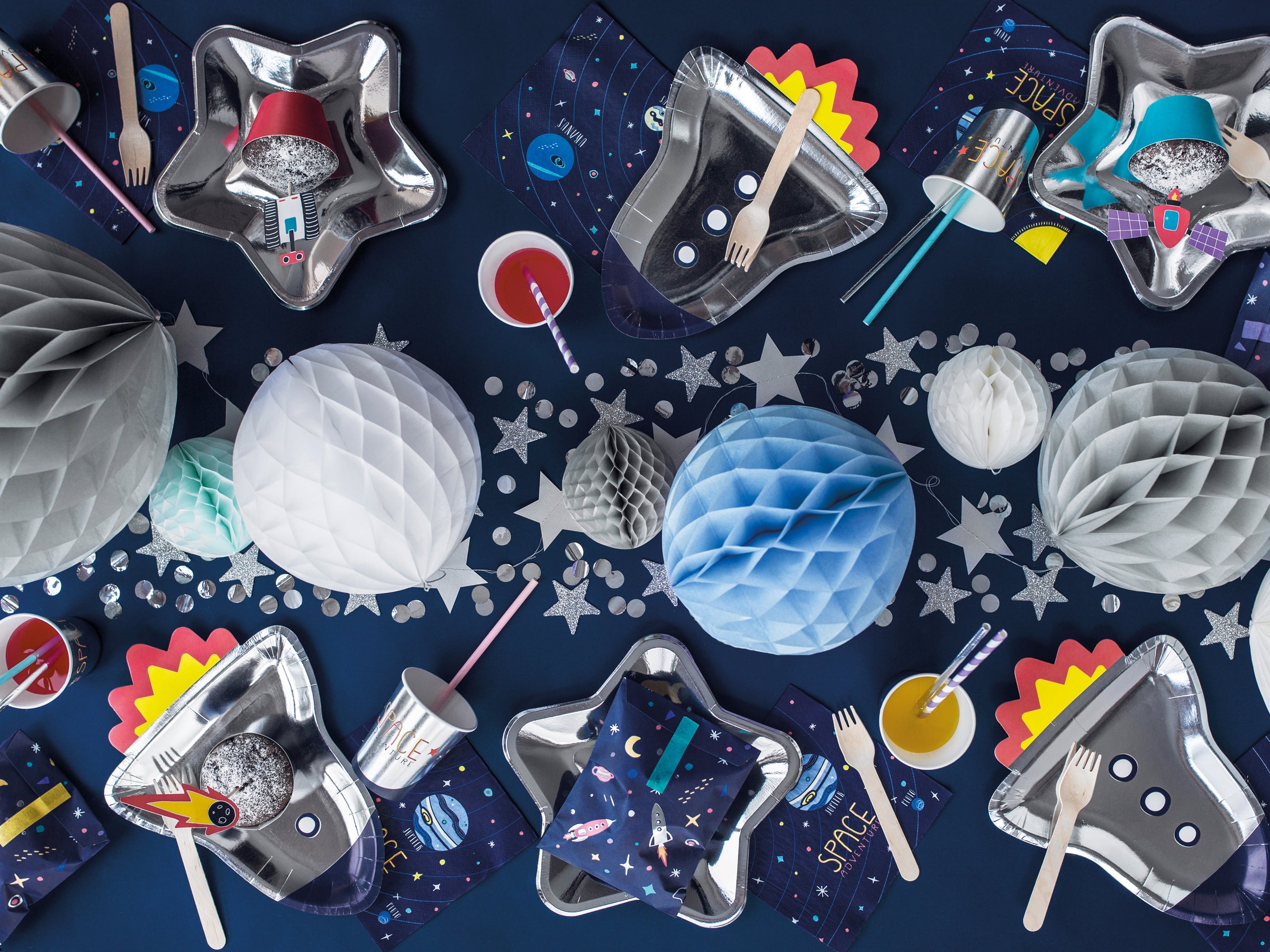 6 assiettes argentées en forme de fusée en carton - Space Party