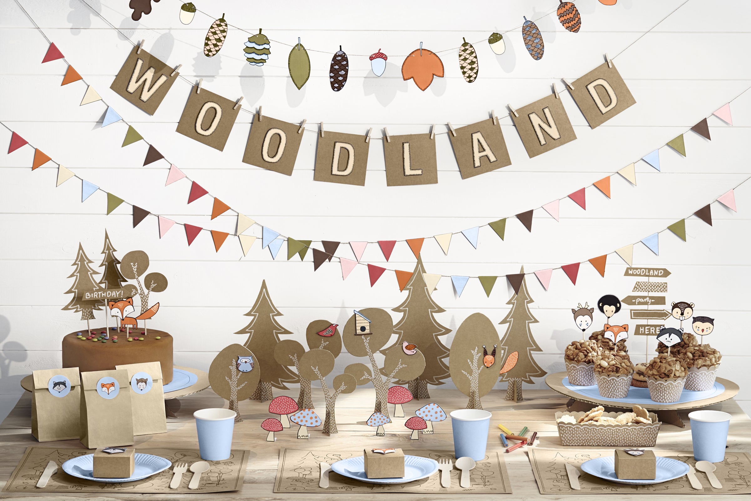 20 pinces décoratives de 3 cm en bois