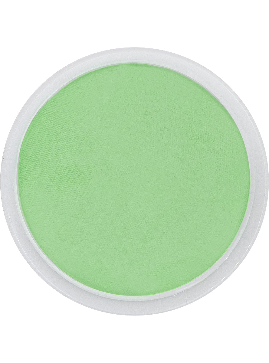 Maquillage à leau vert