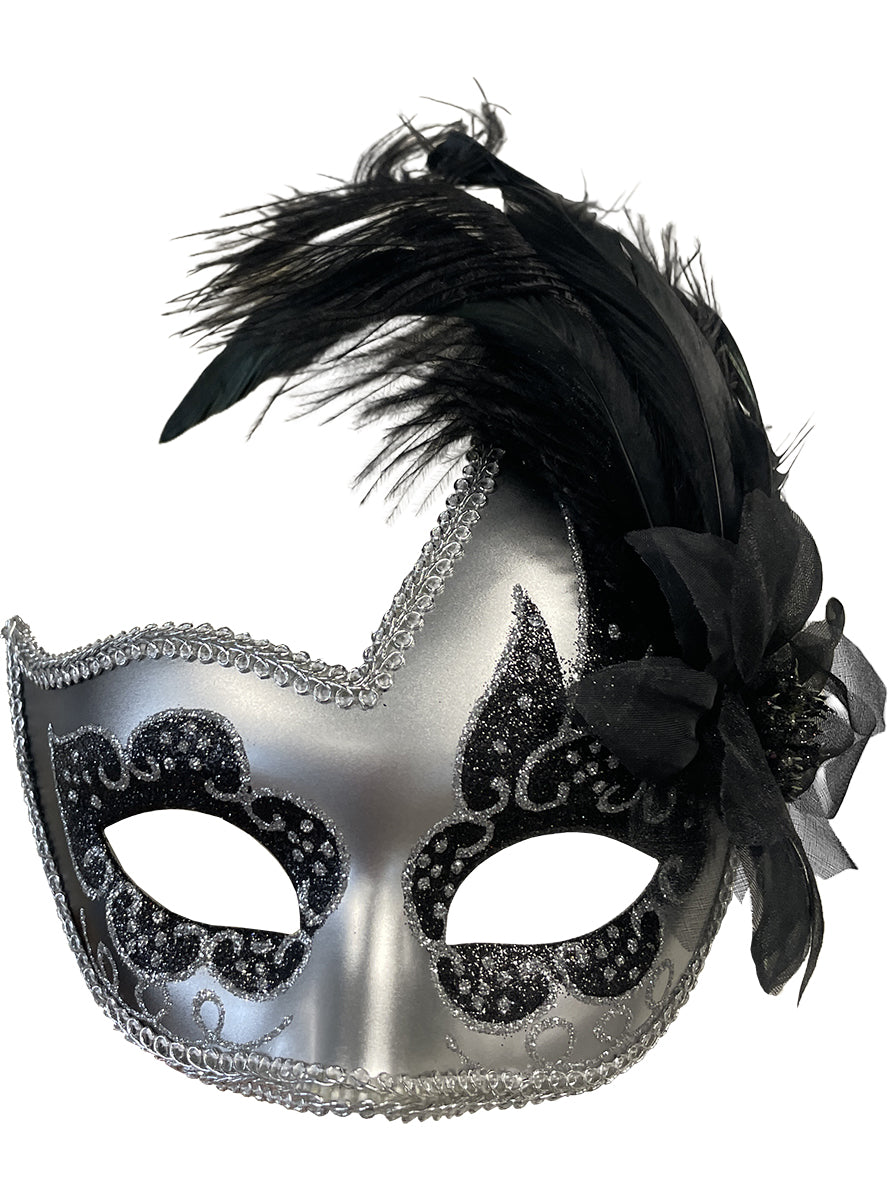 Masque vénitien avec plumes