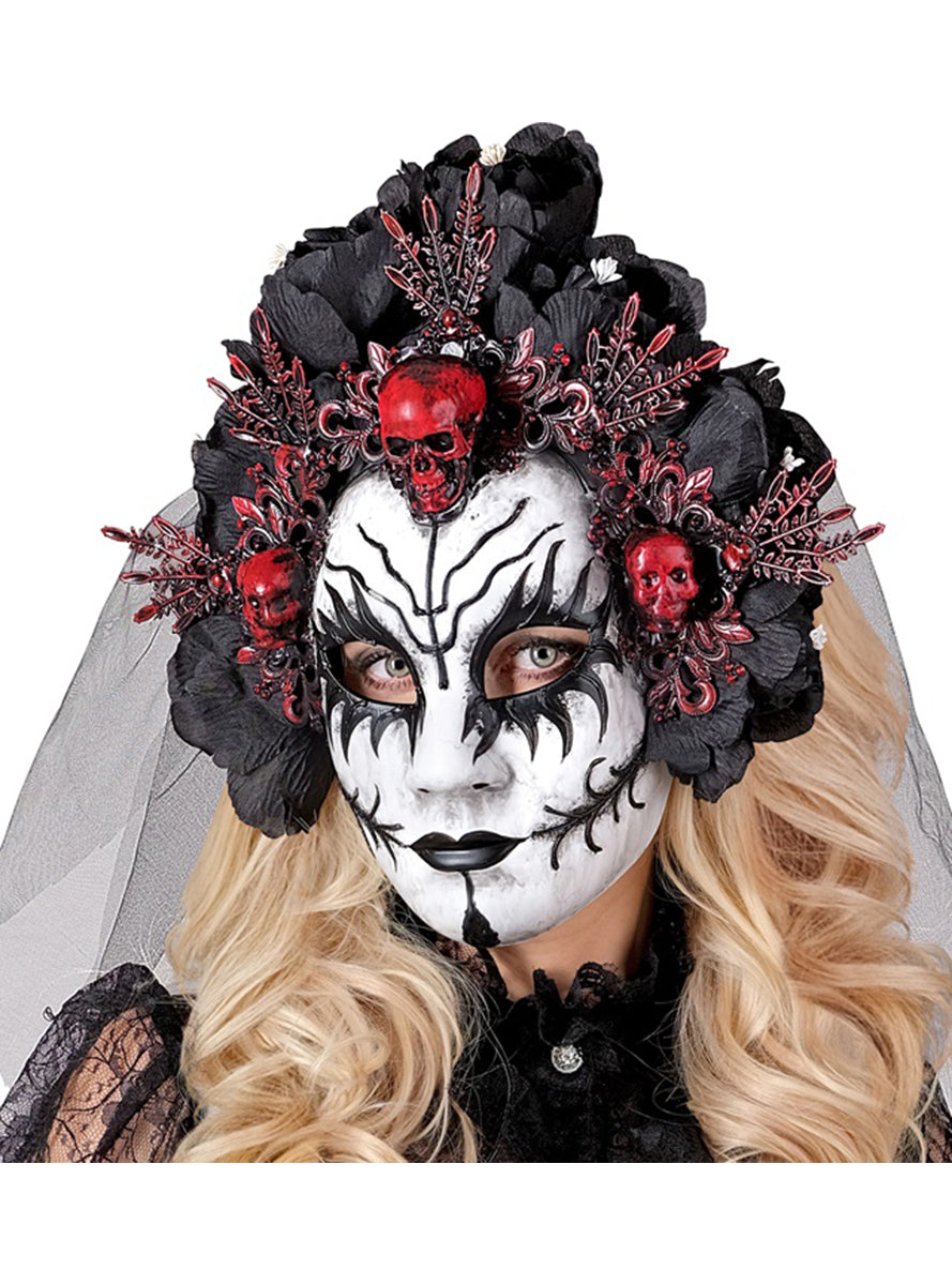 Masque de reine de la mort avec voile