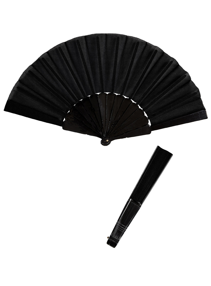 Evantail noir en tissu