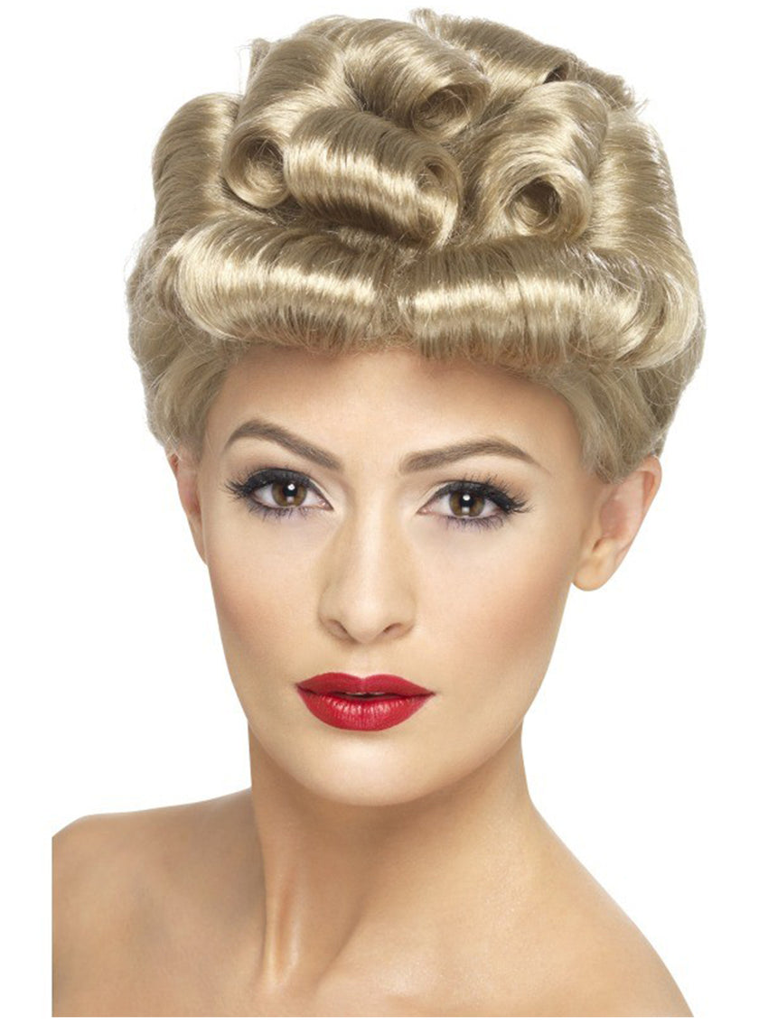 Perruque blonde vintage des années 40