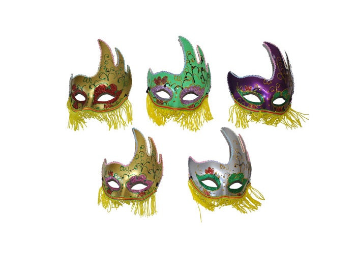 masque avec houpe & franges